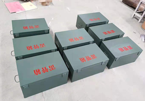 临城炸药箱和雷管箱一般是怎么存放的？